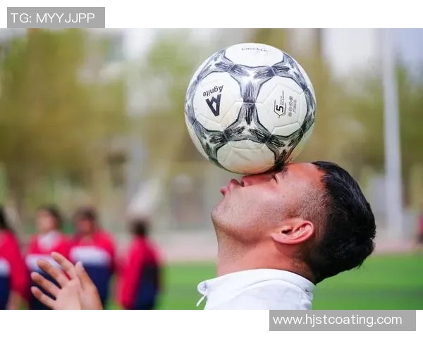 崛起的新足球星闪耀绿茵场引领未来足坛新风潮